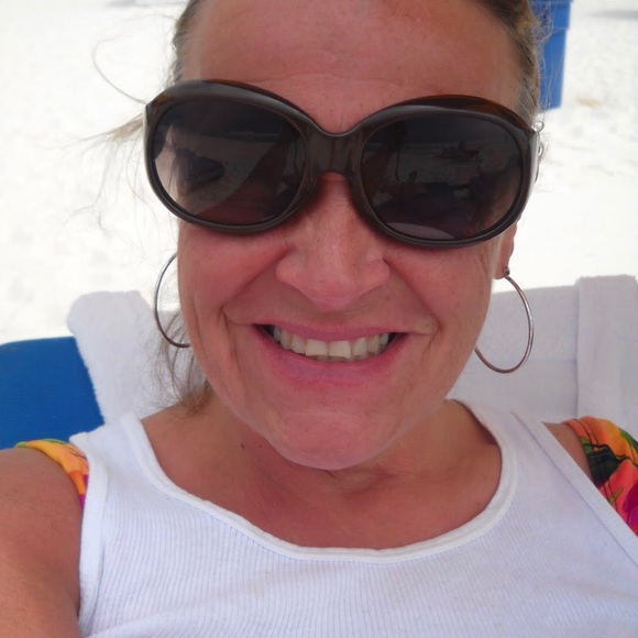 Meet your Posher, Jeanna - Picture 1 of 1